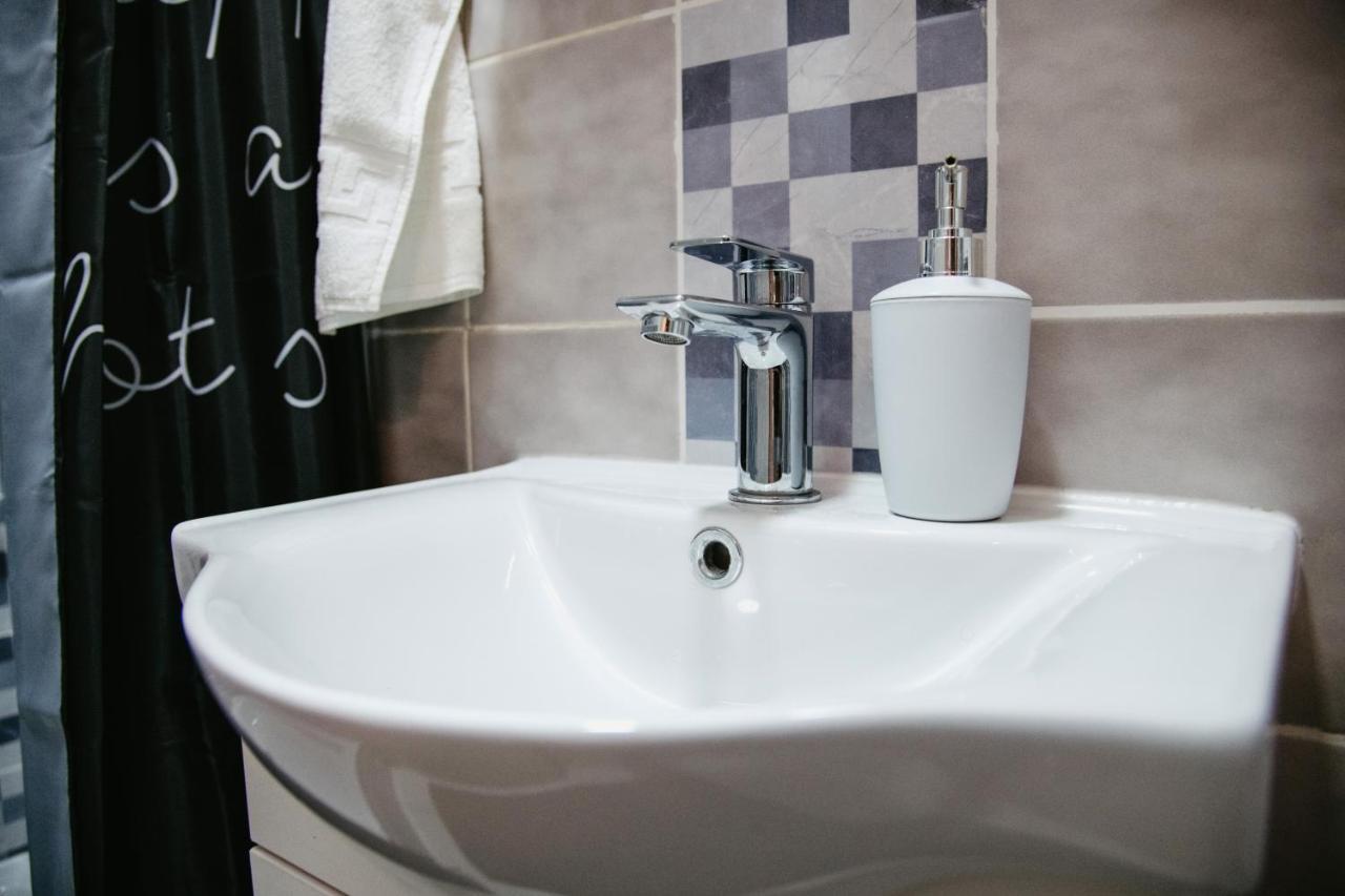 Soba Gloria Hotel Slavonski Brod Bagian luar foto